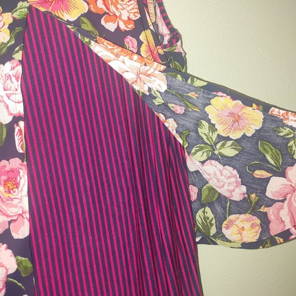 Bobeau Women's Floral Sleeveless Top Size 3X Hi-Lo Blouse Light Weight - Picture 5 of 11